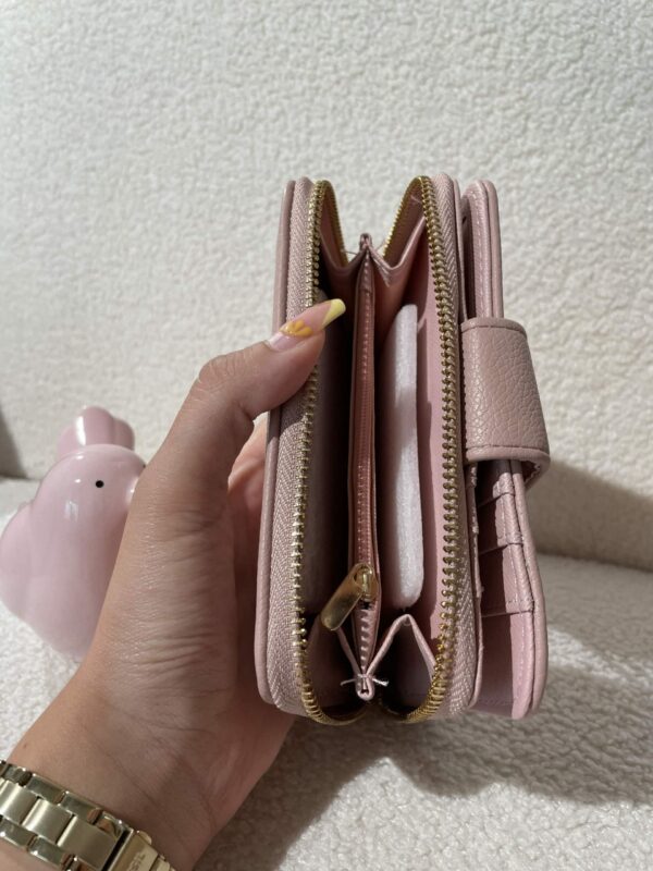 4ACED64E-0A21-4645-8016-FBA27ECEB9B6