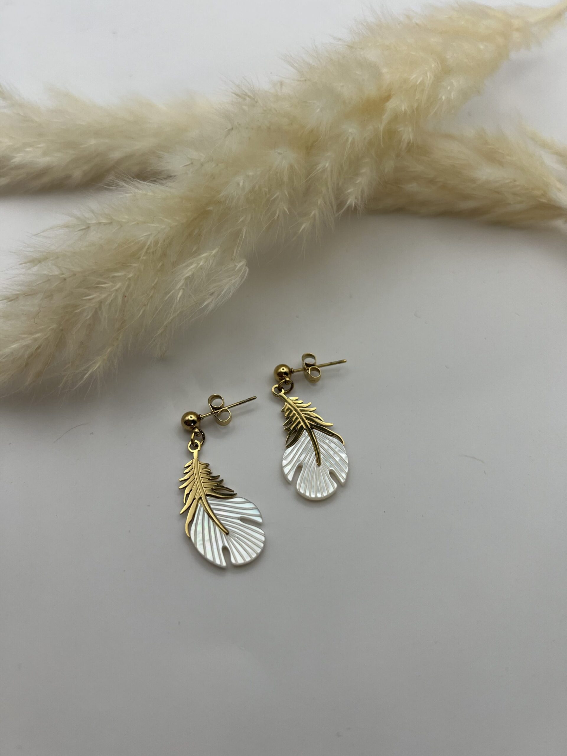 Boucles d&rsquo;oreilles plumes